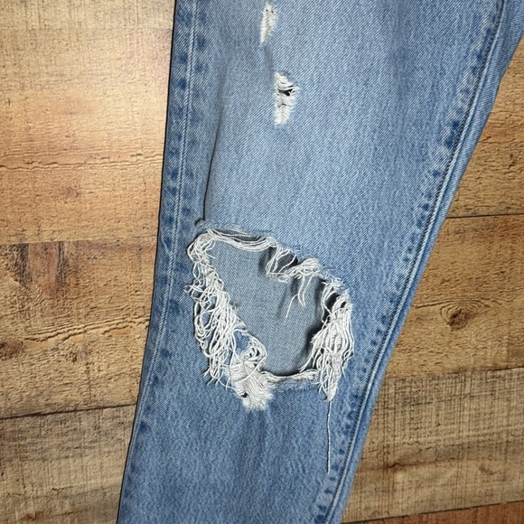 Levi’s Premium Denim Wedgie Straight Distressed Jeans size 26 - Picture 7 of 16
